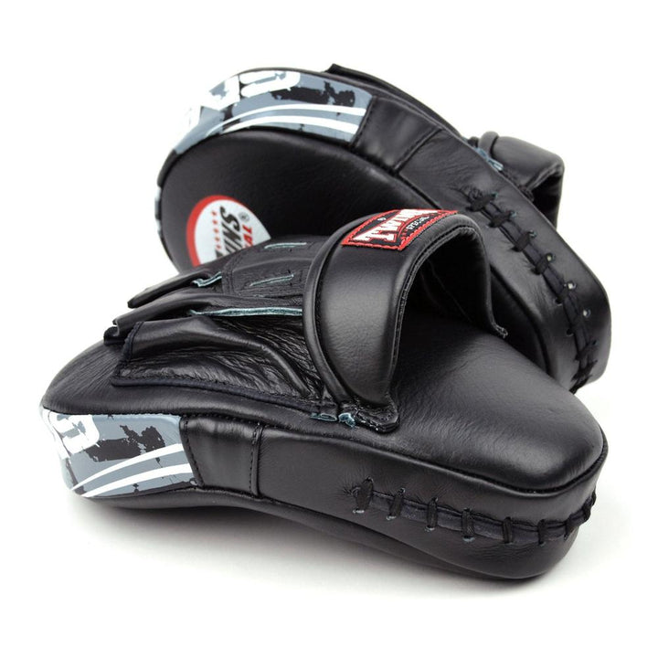 Twins Special PML10 Deluxe Curved Leather Focus Mitts - Black-Muaythai-Boxing